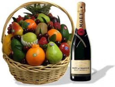 fruit-and-chandon
